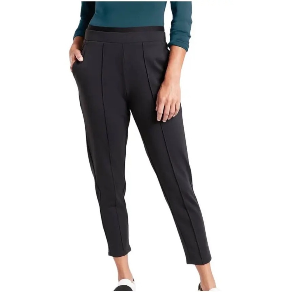 Athleta Venice Pintuck Pant in Black
